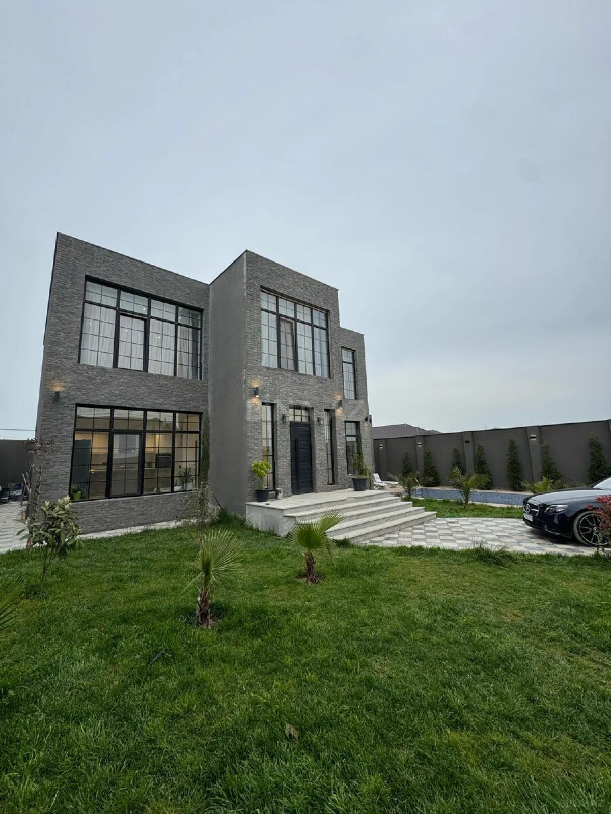 Kirayə verilir 4 otaqlı həyət evi 200 m²