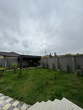 Kirayə verilir 4 otaqlı həyət evi 200 m²