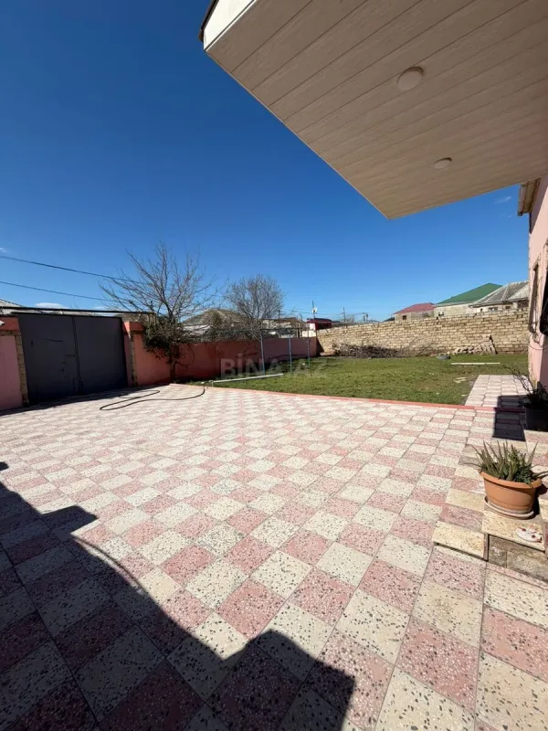 Satılır 5 otaqlı həyət evi 150 m²