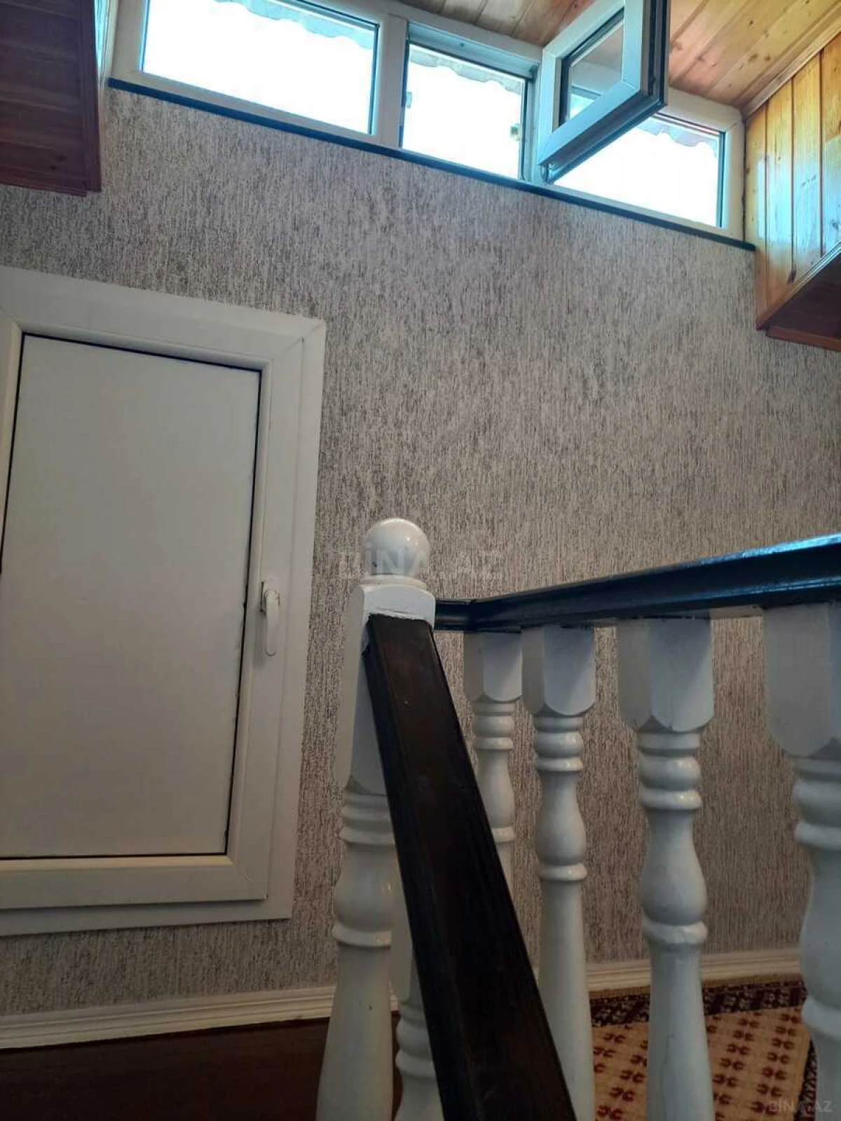 Satılır 4 otaqlı mənzil 100 m²