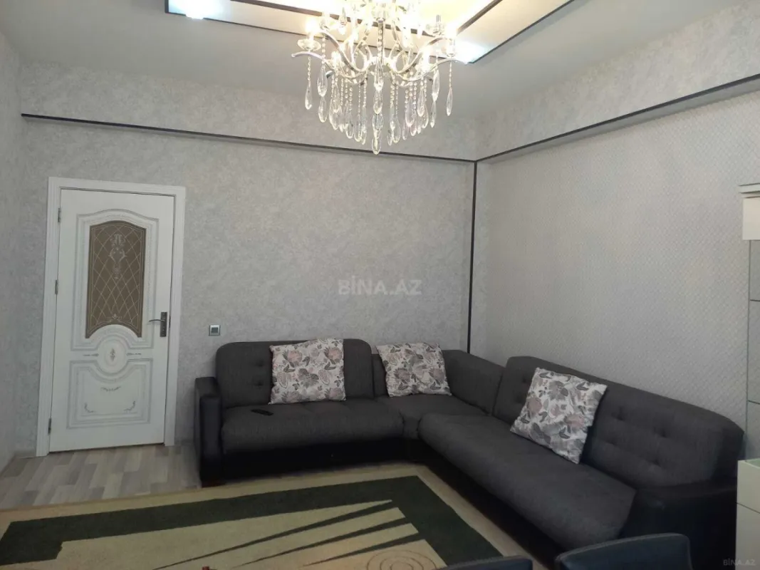 Satılır 4 otaqlı mənzil 100 m²