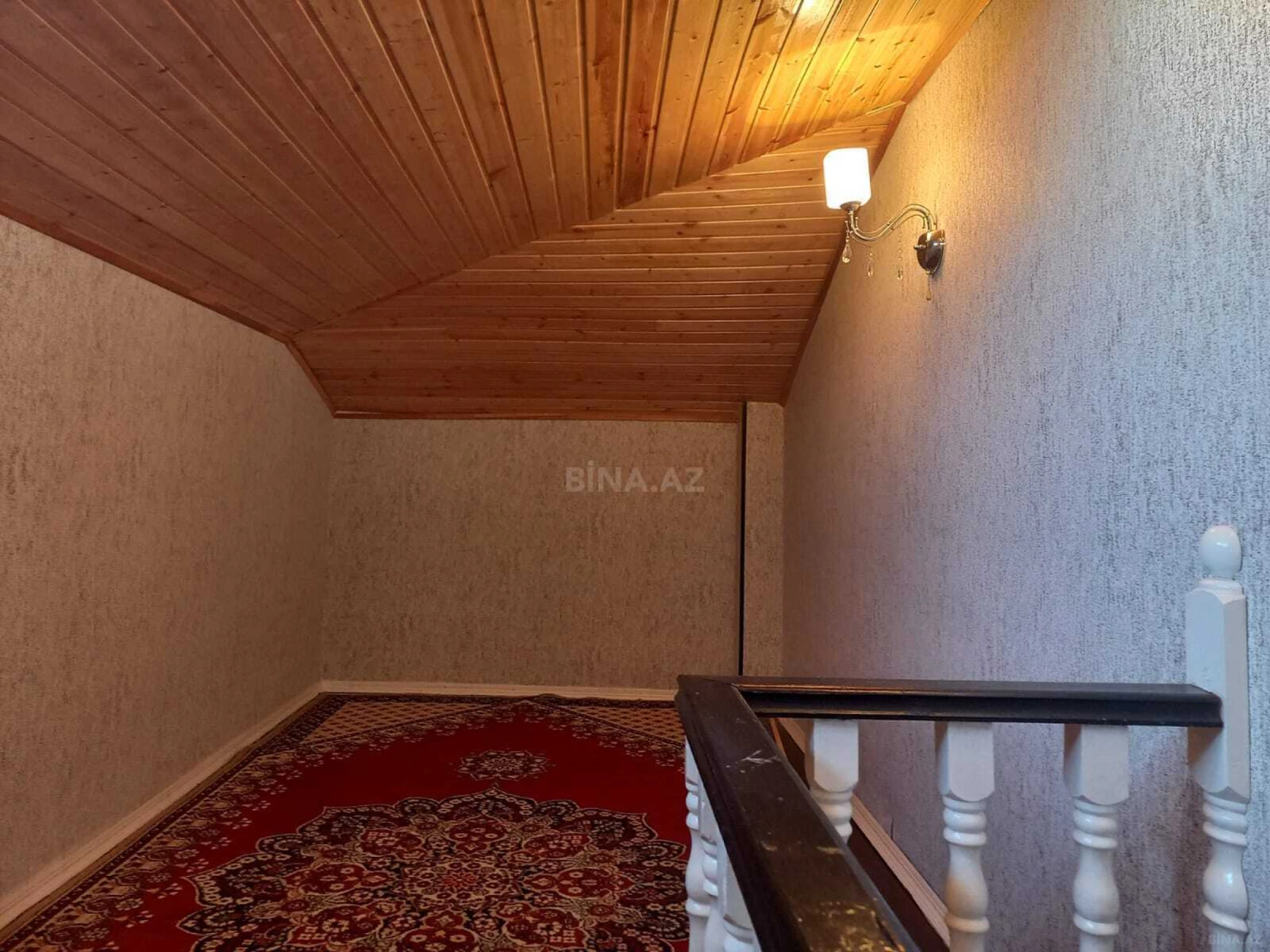 Satılır 4 otaqlı mənzil 100 m²