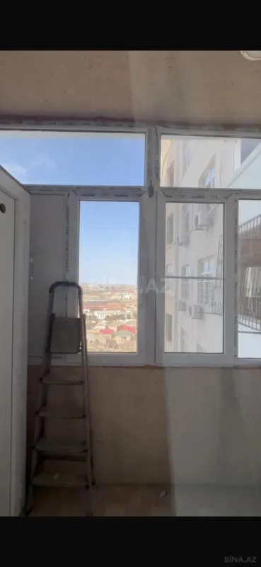 Satılır 3 otaqlı mənzil 130 m²