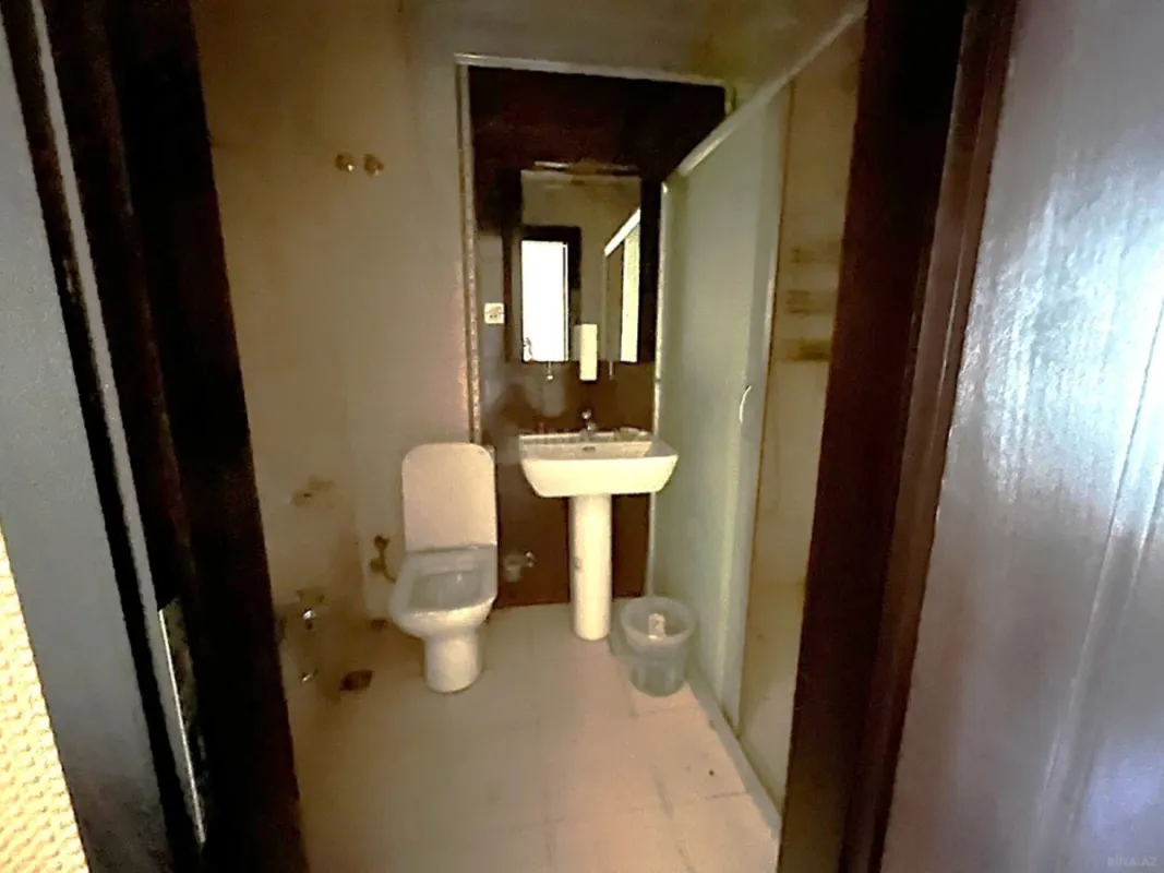 Satılır 2 otaqlı mənzil 70 m²