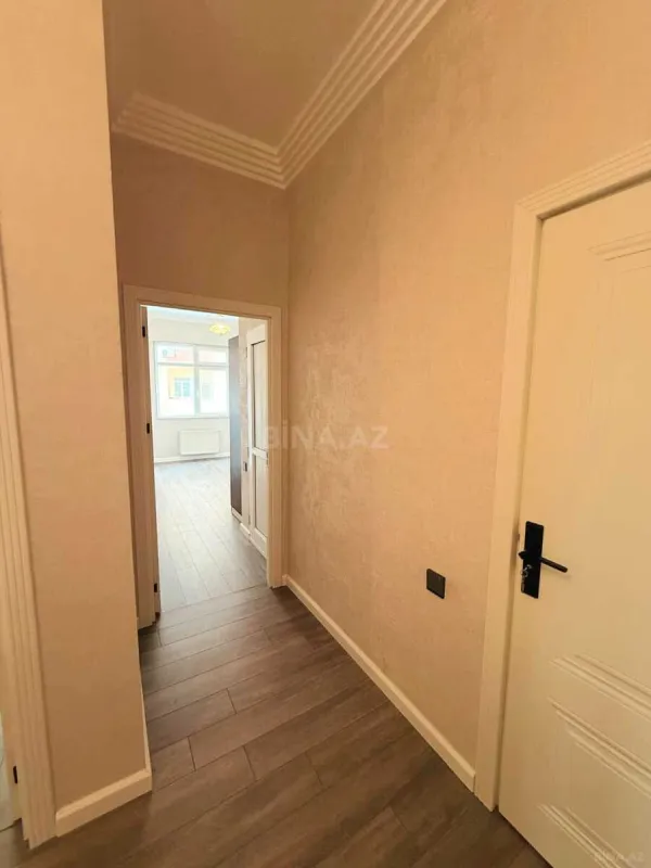 Satılır 3 otaqlı mənzil 110 m²