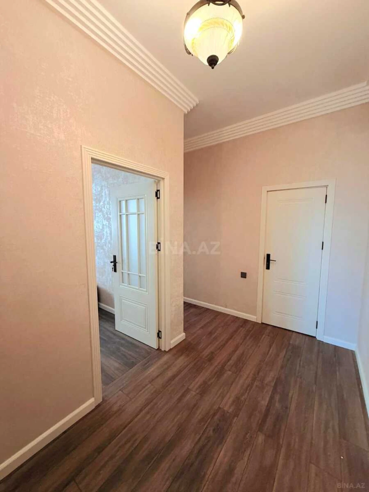 Satılır 3 otaqlı mənzil 110 m²