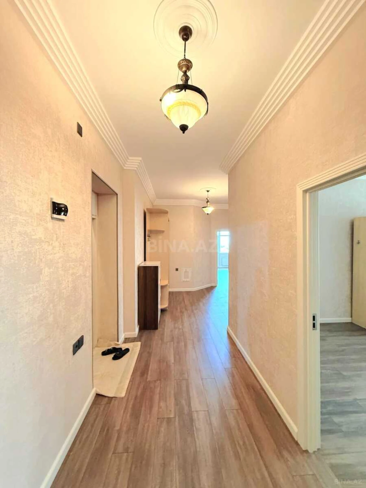 Satılır 3 otaqlı mənzil 110 m²