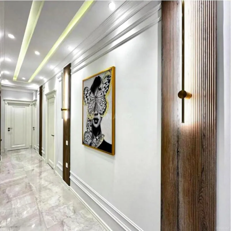 Satılır 3 otaqlı mənzil 137 m²