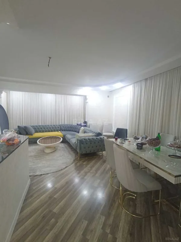 Satılır 2 otaqlı mənzil 60 m²