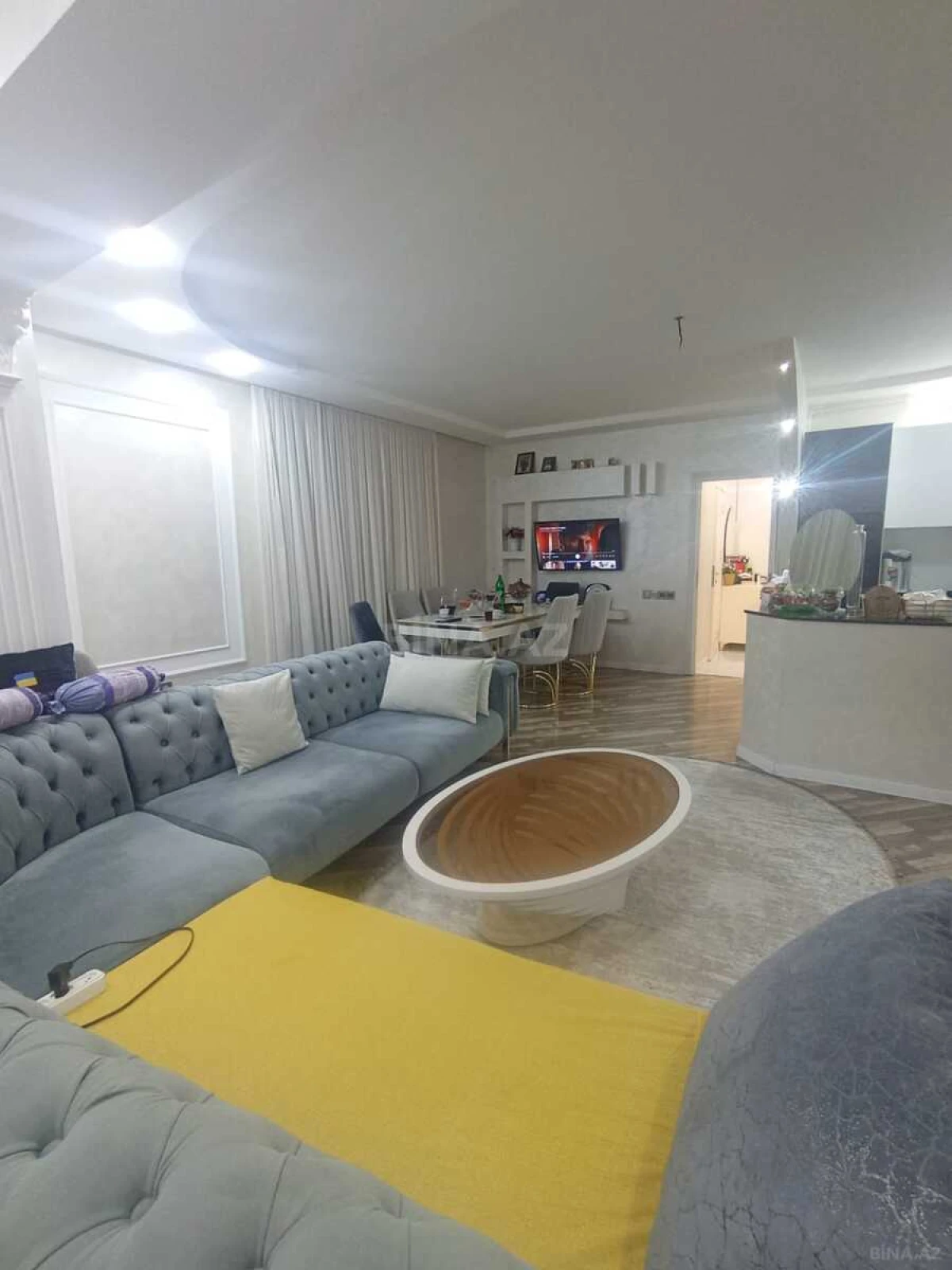 Satılır 2 otaqlı mənzil 60 m²