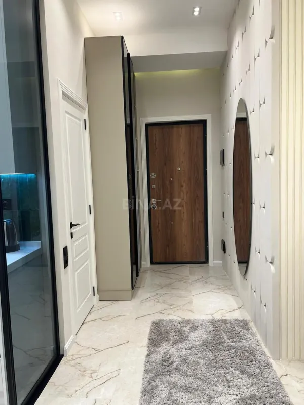 Kirayə verilir 2 otaqlı mənzil 80 m²