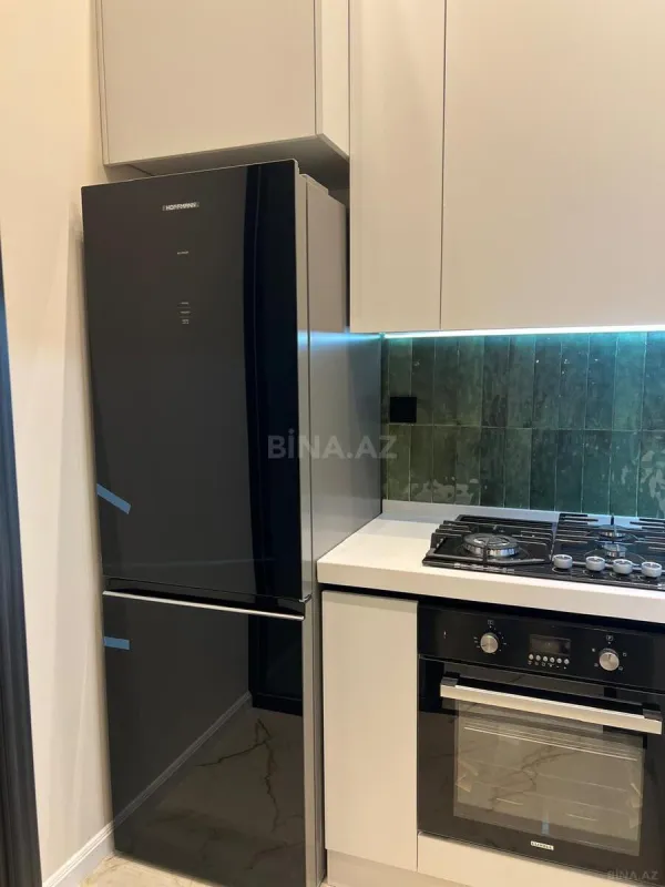 Kirayə verilir 2 otaqlı mənzil 80 m²