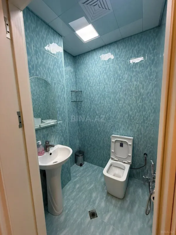 Kirayə verilir 2 otaqlı mənzil 95 m²