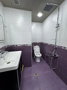 Satılır 2 otaqlı mənzil 65 m²