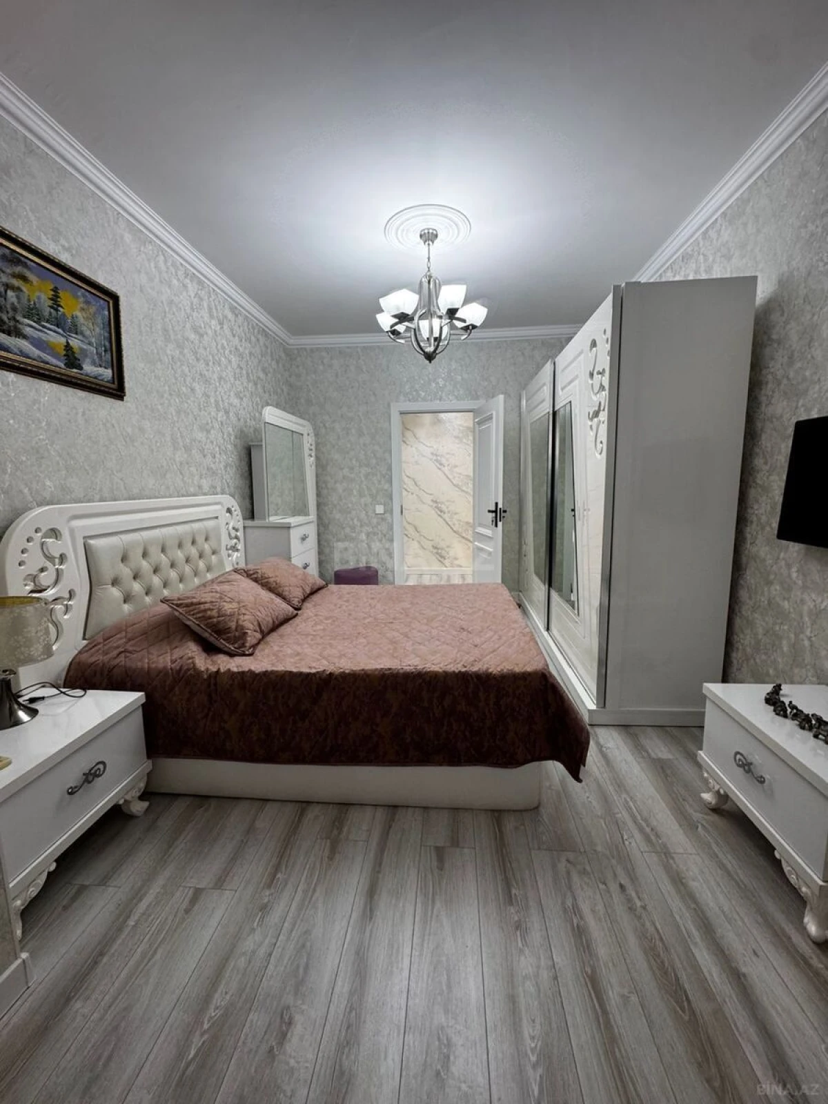 Satılır 2 otaqlı mənzil 65 m²