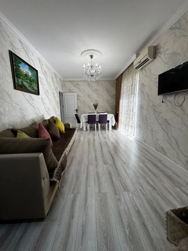 Satılır 2 otaqlı mənzil 65 m²