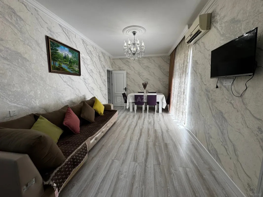 Satılır 2 otaqlı mənzil 65 m²