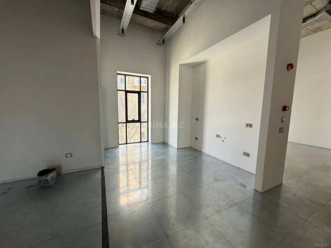 Kirayə verilir 4 otaqlı ofis 155 m²