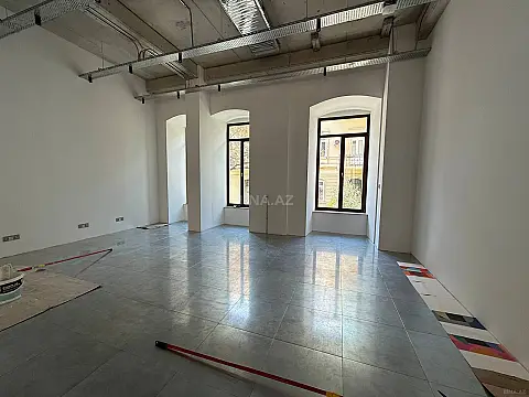 Kirayə verilir 4 otaqlı ofis 155 m²