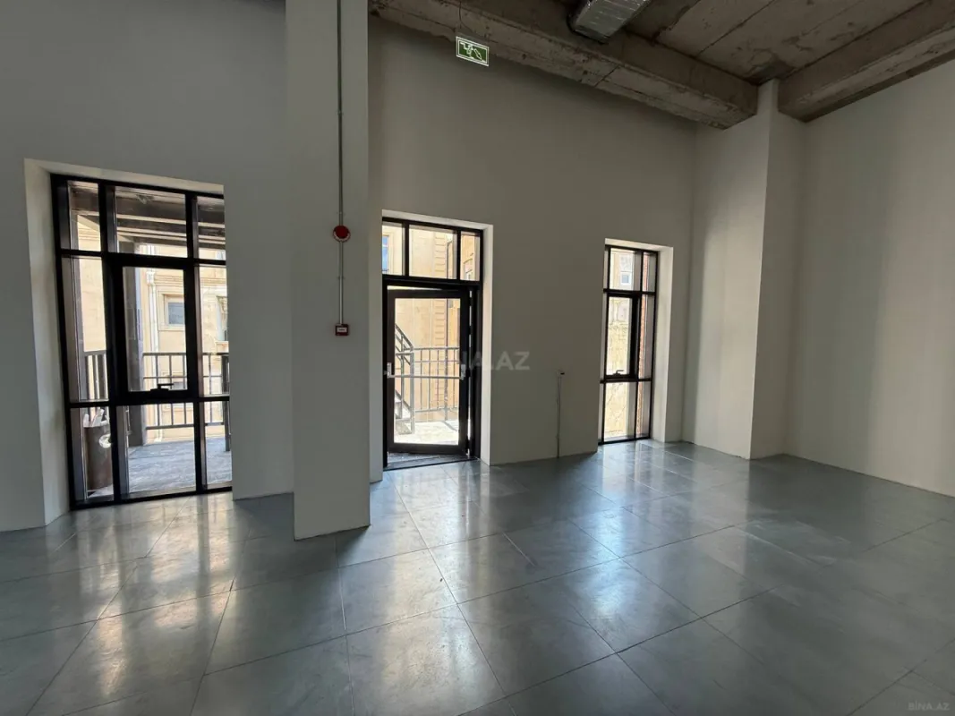 Kirayə verilir 4 otaqlı ofis 155 m²