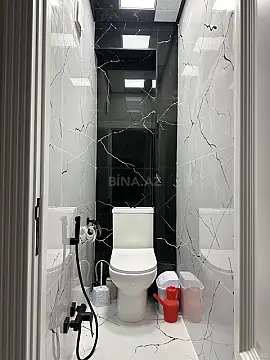 Satılır 4 otaqlı mənzil 110 m²