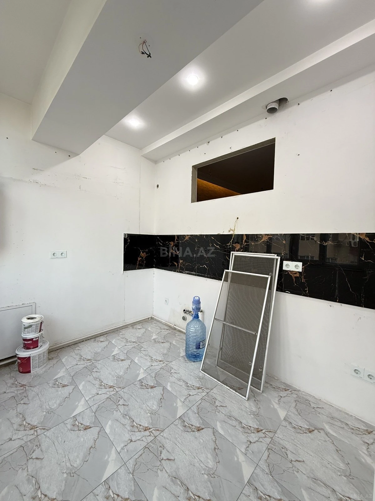 Satılır 2 otaqlı mənzil 64 m²