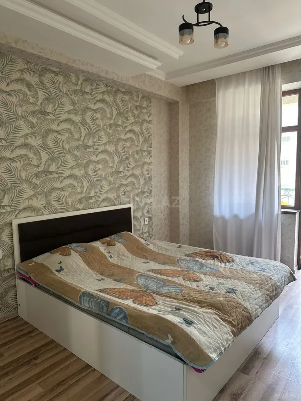 Kirayə verilir 2 otaqlı mənzil 60 m²