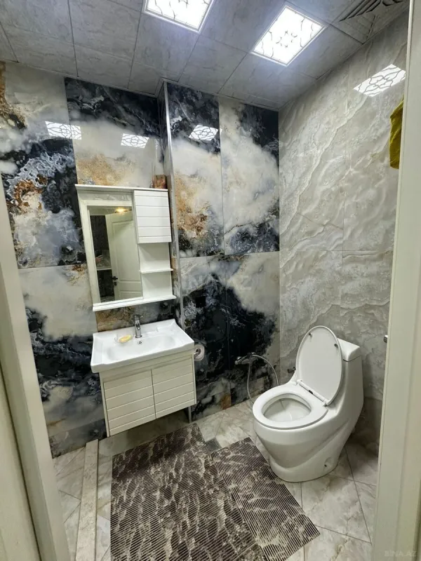 Kirayə verilir 2 otaqlı mənzil 60 m²