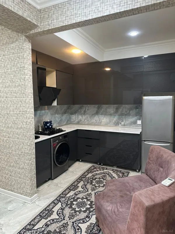 Kirayə verilir 2 otaqlı mənzil 60 m²