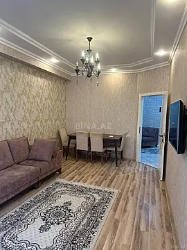 Kirayə verilir 2 otaqlı mənzil 60 m²
