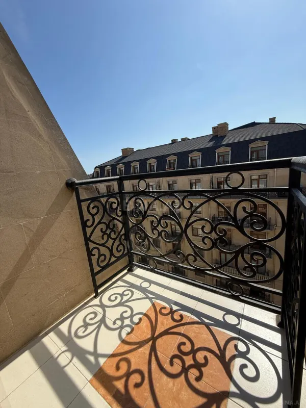 Kirayə verilir 2 otaqlı mənzil 75 m²