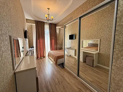 Kirayə verilir 2 otaqlı mənzil 75 m²