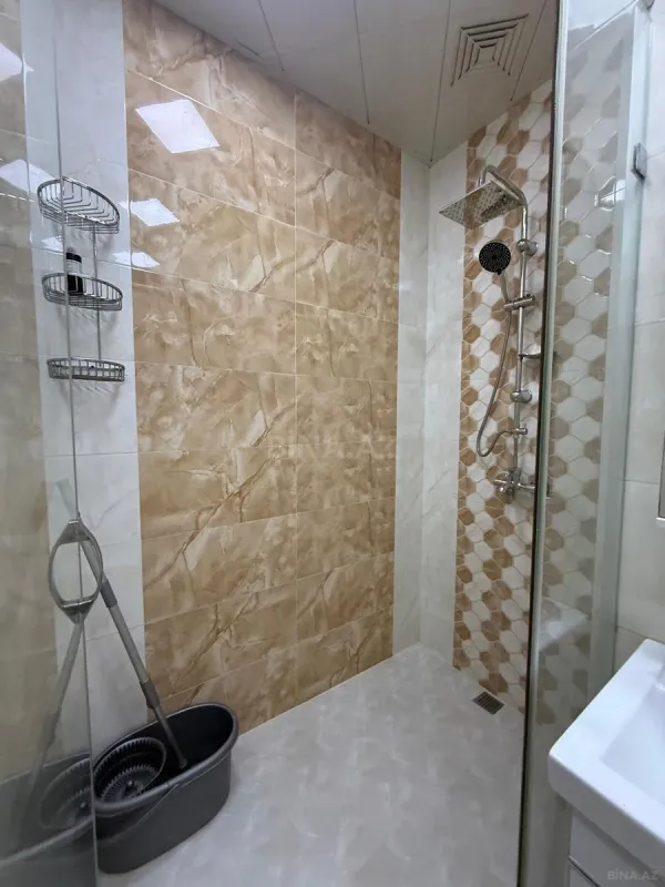 Kirayə verilir 2 otaqlı mənzil 75 m²