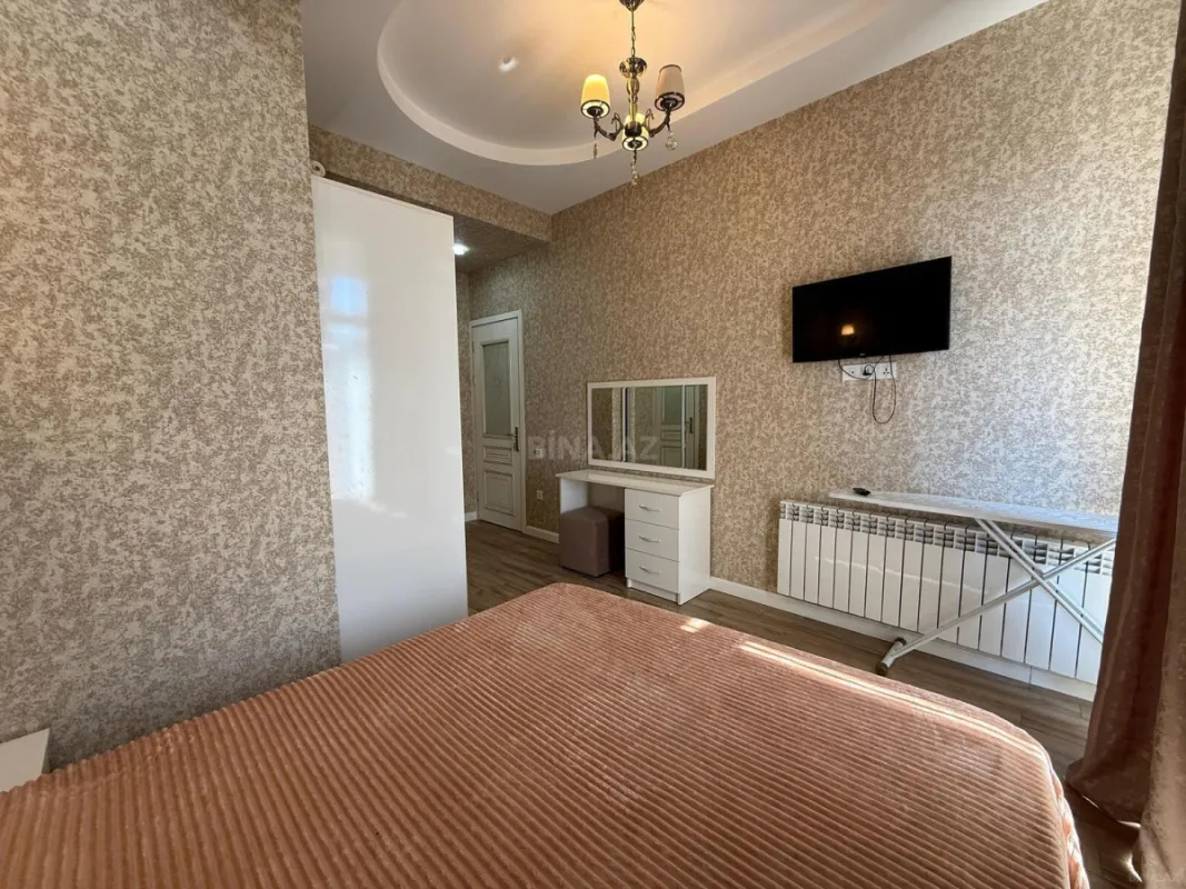 Kirayə verilir 2 otaqlı mənzil 75 m²