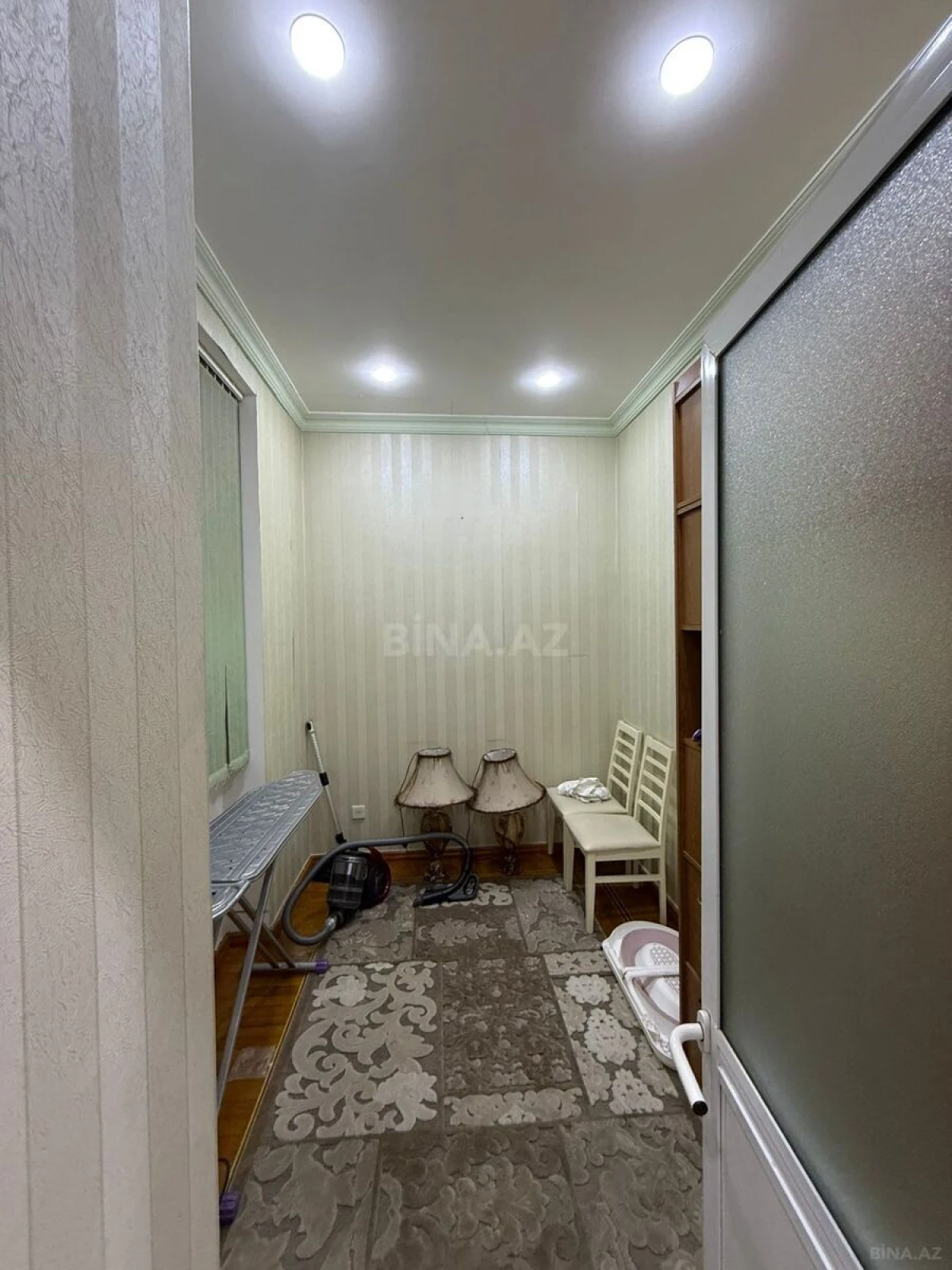 Kirayə verilir 4 otaqlı mənzil 100 m²