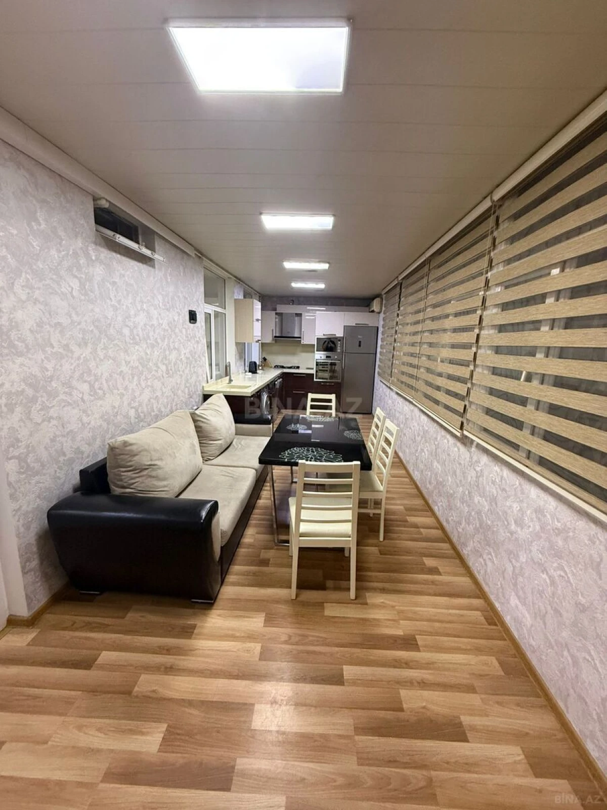 Kirayə verilir 4 otaqlı mənzil 100 m²