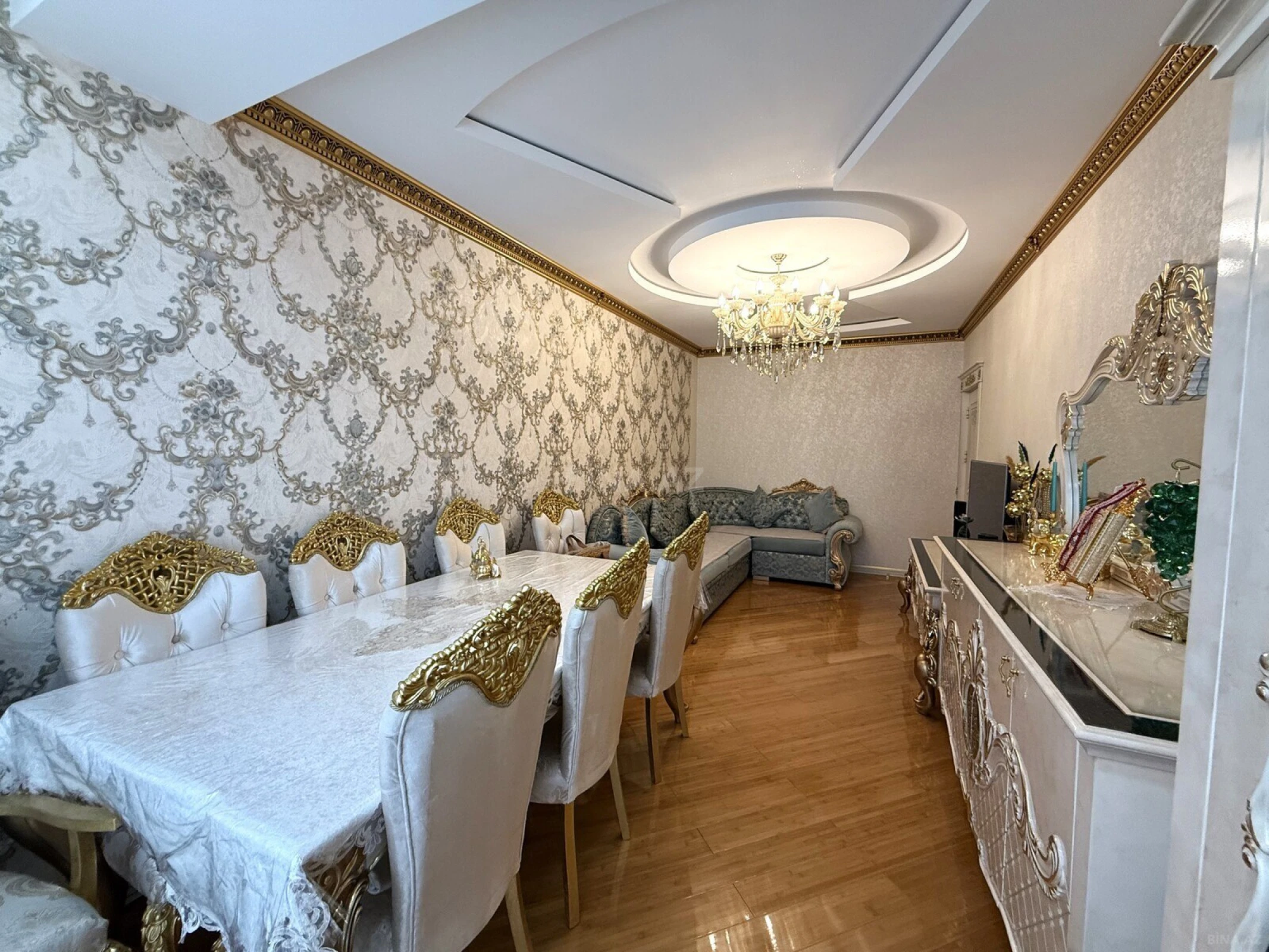 Satılır 2 otaqlı mənzil 60 m²