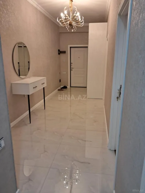 Satılır 3 otaqlı mənzil 95 m²