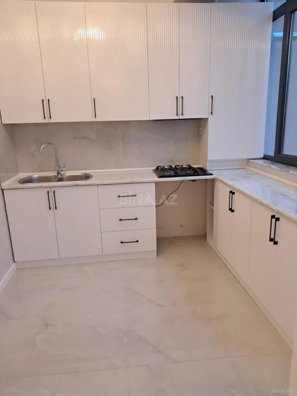 Satılır 3 otaqlı mənzil 95 m²