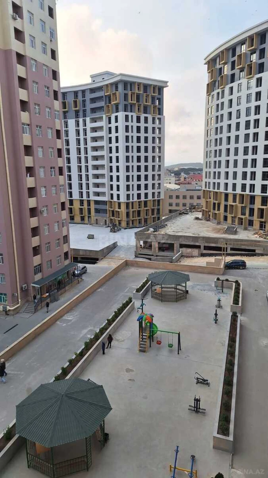 Satılır 2 otaqlı mənzil 55 m²