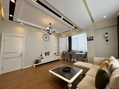 Kirayə verilir 2 otaqlı mənzil 80 m²