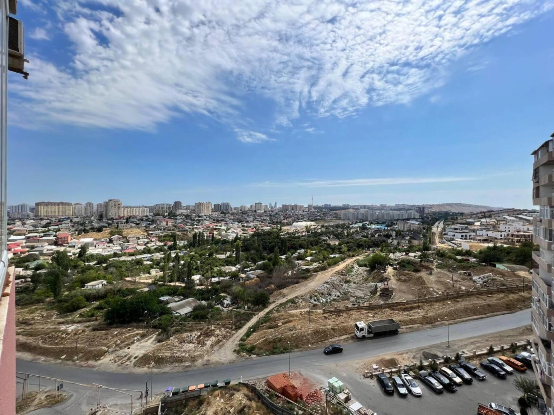 Kirayə verilir 2 otaqlı mənzil 80 m²