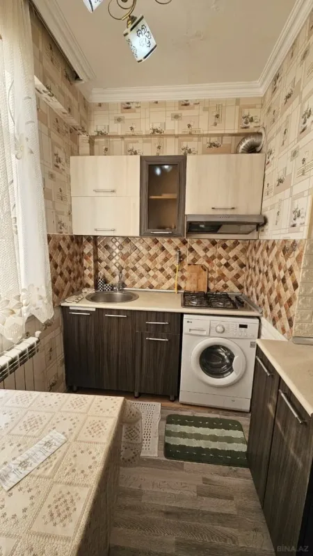 Kirayə verilir 2 otaqlı mənzil 60 m²