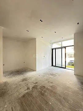 Satılır 1 otaqlı mənzil 53 m²