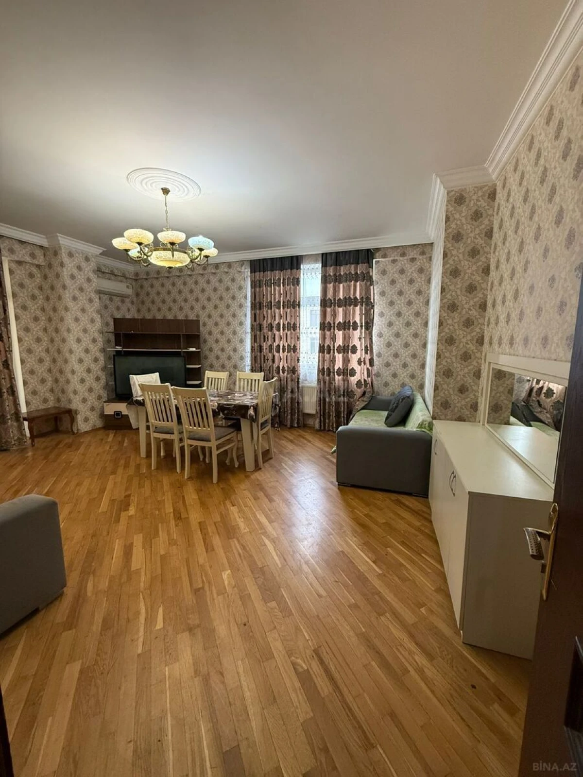 Kirayə verilir 3 otaqlı mənzil 95 m²