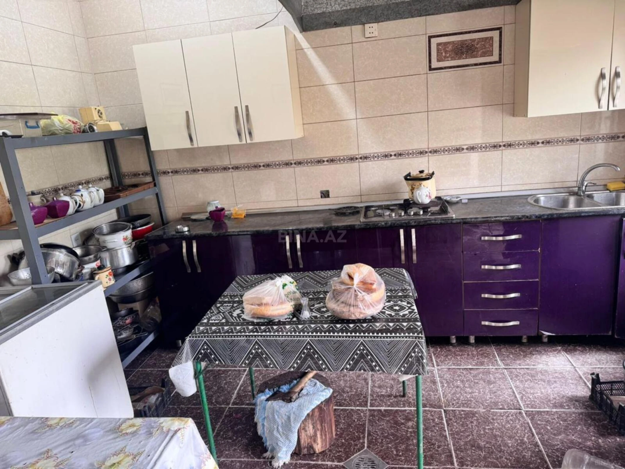 Satılır obyekt 1000 m²