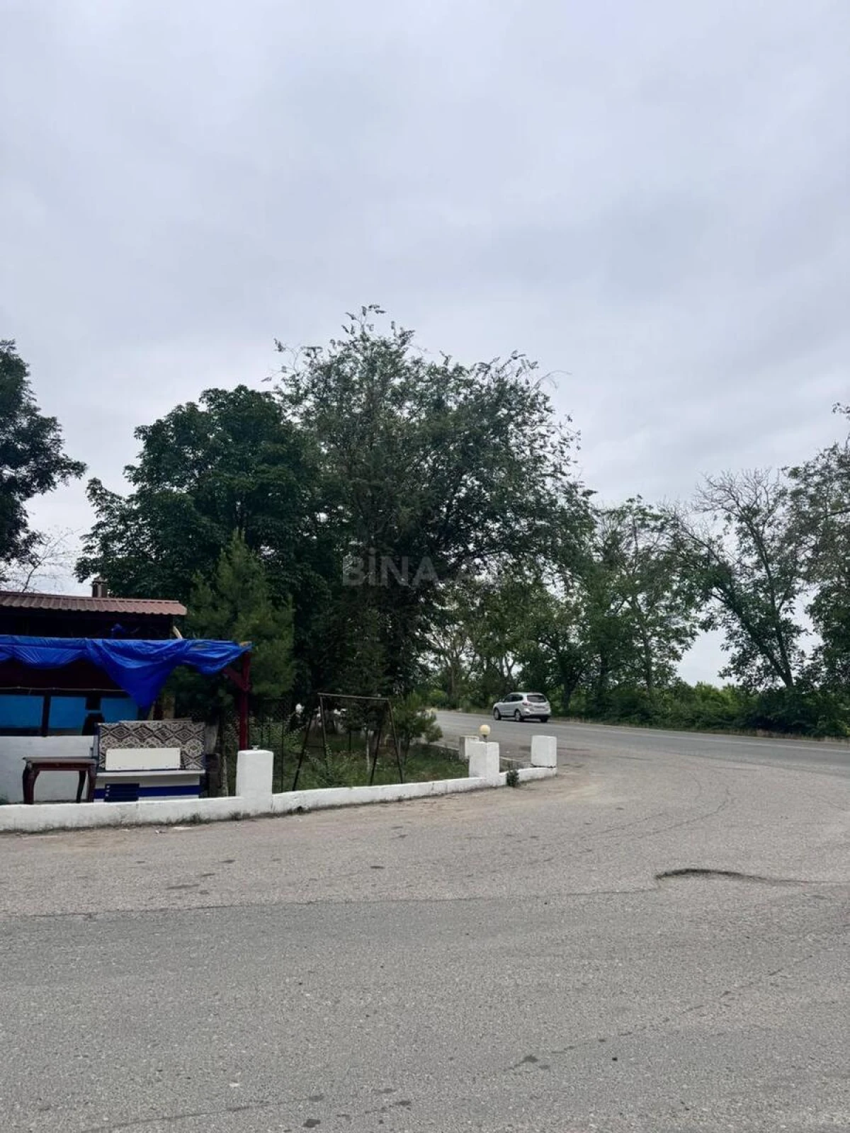 Satılır obyekt 1000 m²