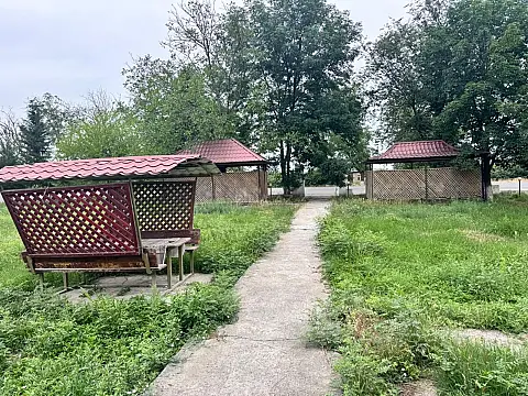 Satılır obyekt 1000 m²