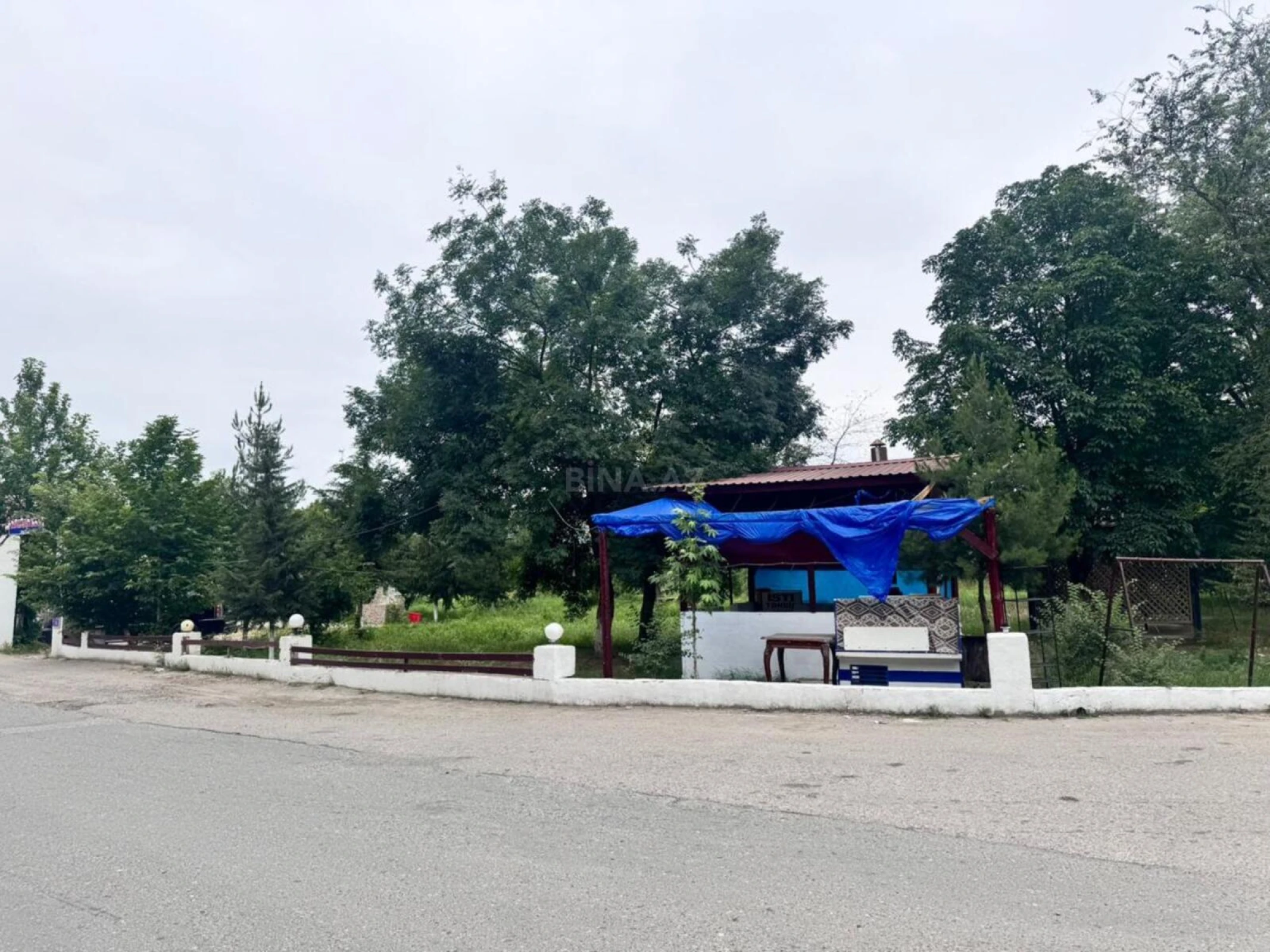 Satılır obyekt 1000 m²