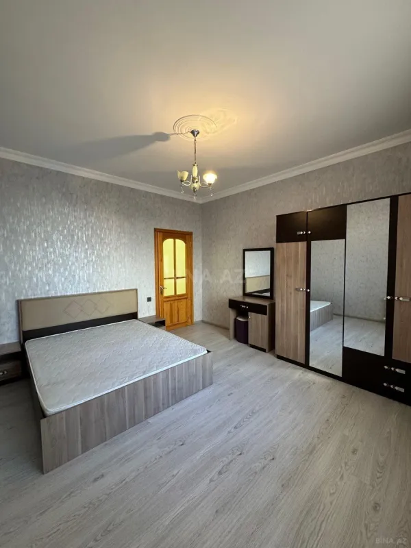 Kirayə verilir 3 otaqlı mənzil 105 m²